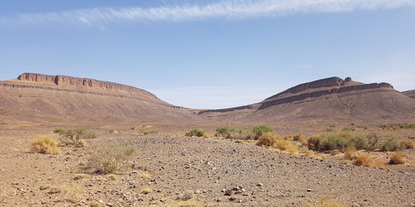 Felsformationen auf dem Weg von N'Kob nach Zagora